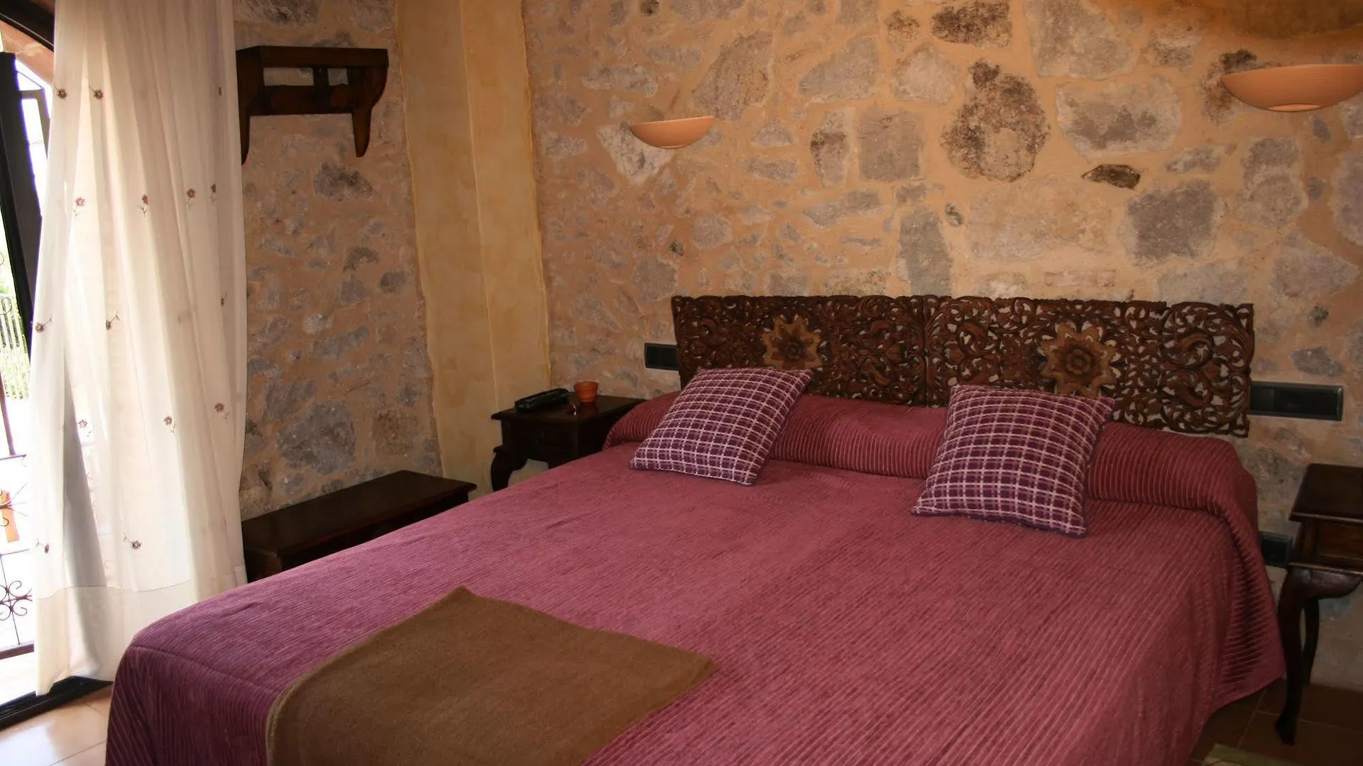 Hostal Mas del Joncar Sant Pere Pescador Casa rural